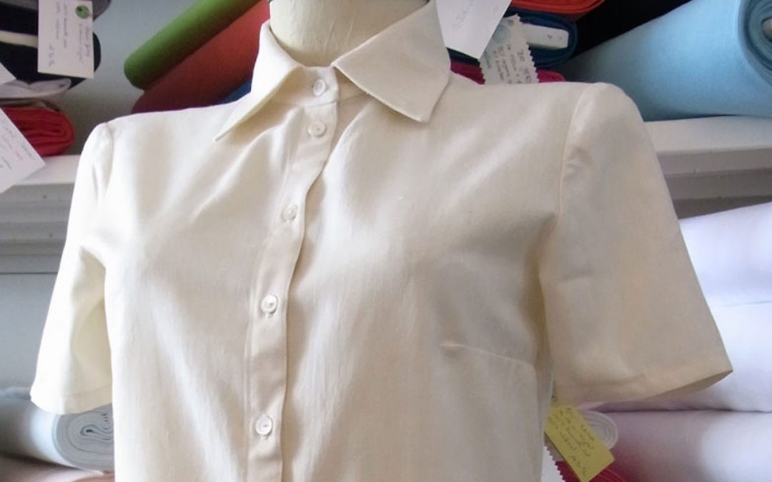 öko-faire Blusen in verschiedenen Ausführungen